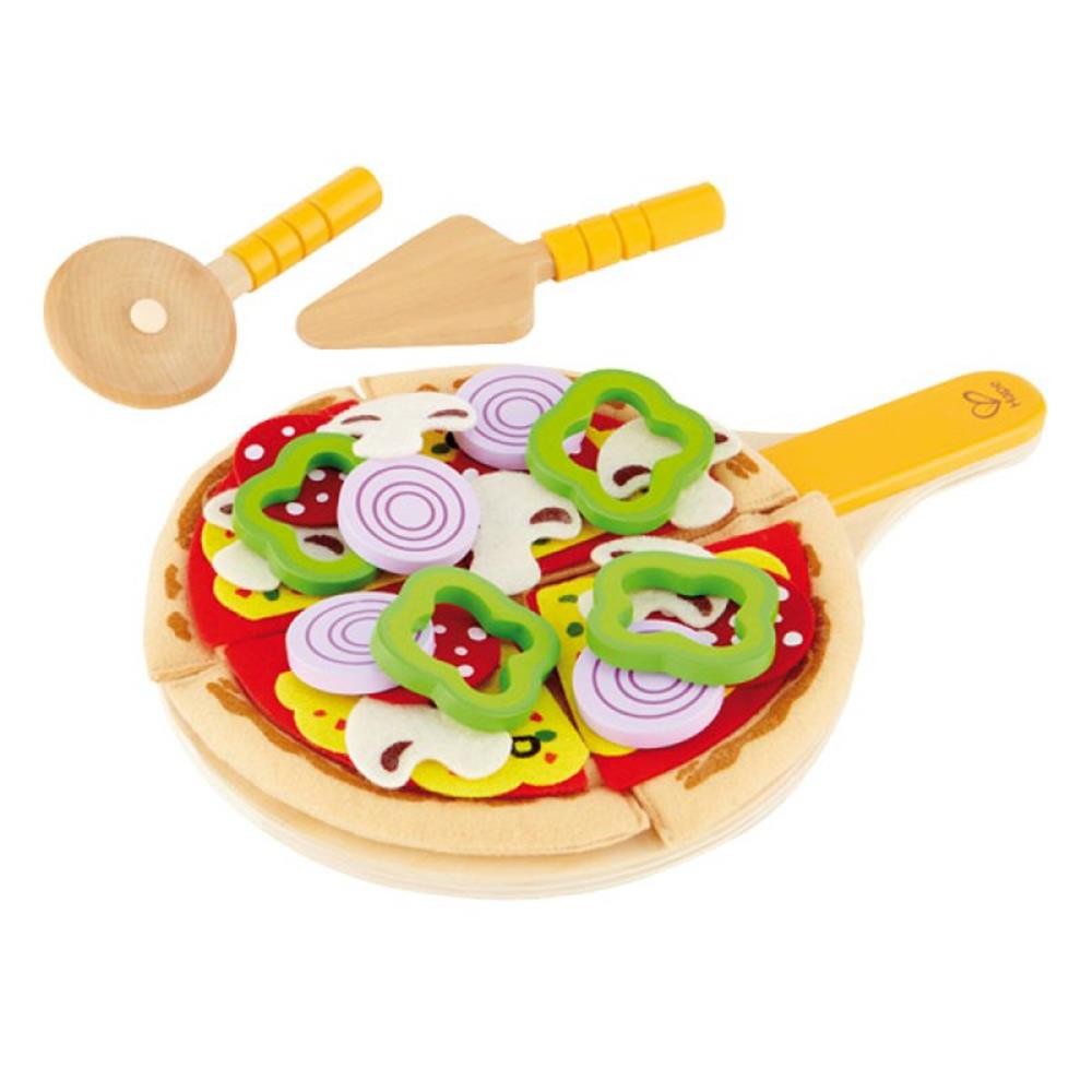 Hape Pizza set fits the children's kitchen